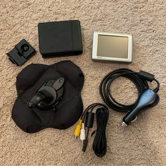 Garmin Nuvi 350 GPS Navigator - Picture 1 of 9